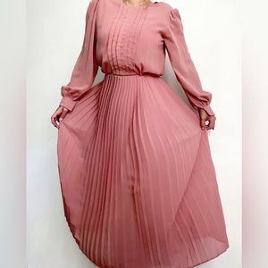 Amazing Vintage Late 70s Mauve Pleated Maxi Bohemian Dress Evening Dress Party